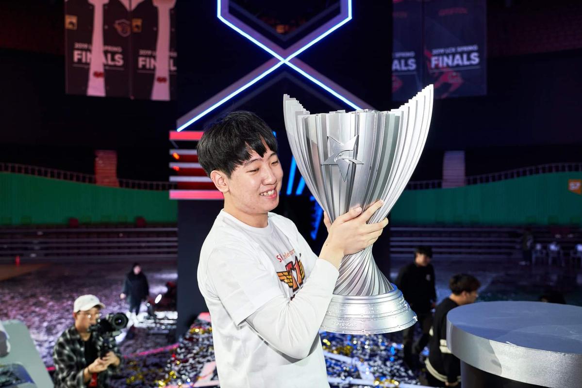 回顾QG对阵SKT：那些年我们追过的比赛