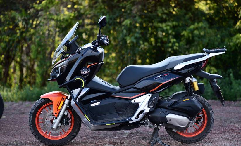 Y119  【ADV】清纯彼女解放：男友不知时肥宅寝取 半仙汉化版【800M】【网盘下载】