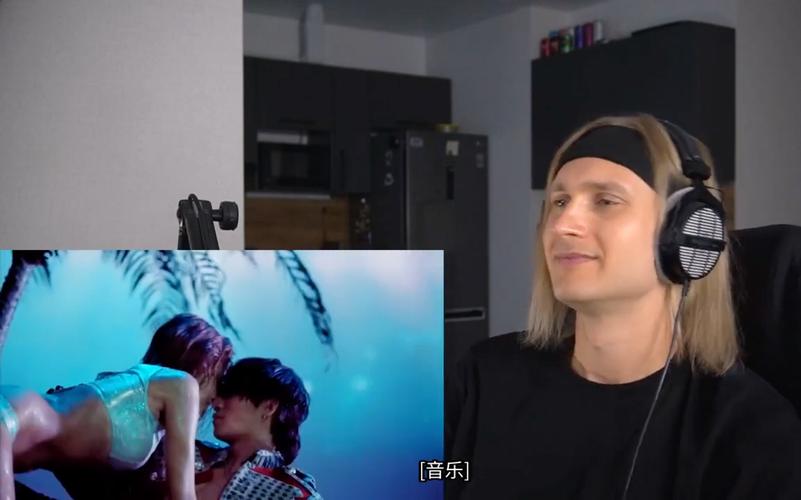 【真人HTML/机翻】生命体-去留学的女友喜欢被鬼佬肏v0.06 – Corpo L【3.4G】