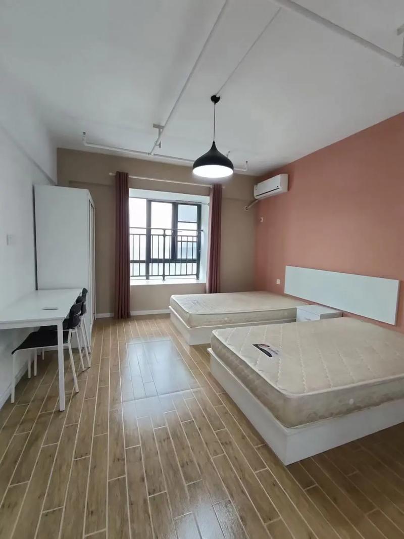 以 H 开头的合租公寓 AI汉化版[1.3G]