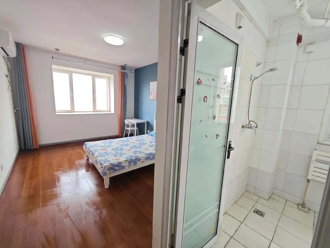 以 H 开头的合租公寓 AI汉化版[1.3G]