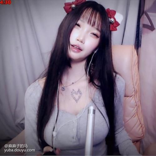 探秘斗鱼溪子汉化版：一场游戏和文化的奇妙交汇